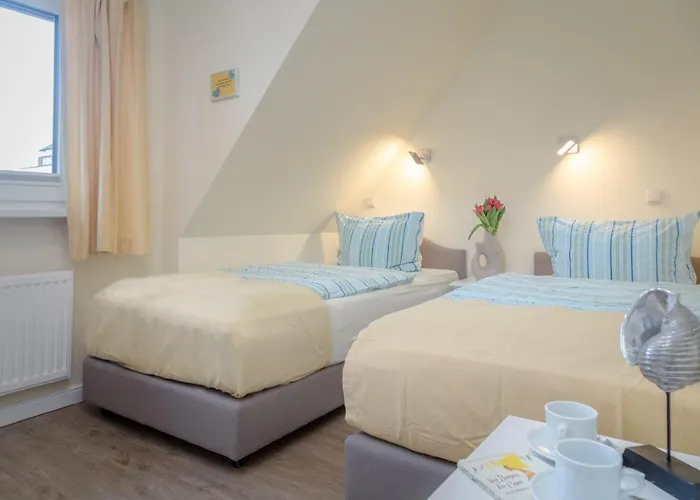 Heiderose Dr. Rossstr.